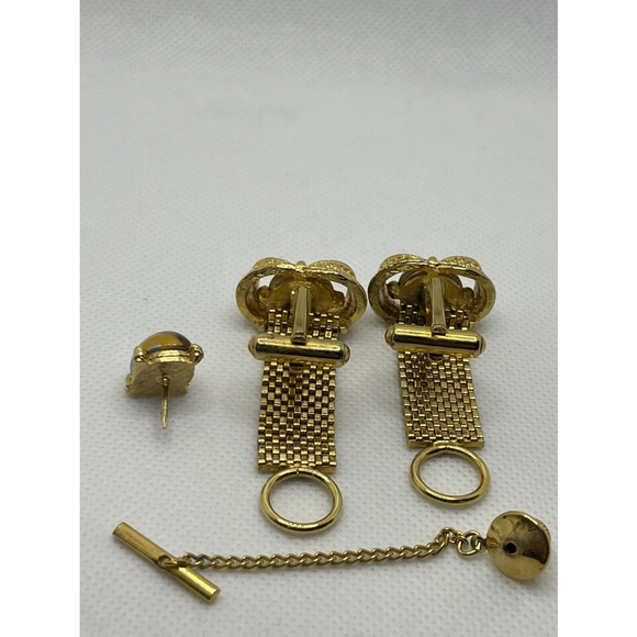 Vintage Gold-Plated Cufflinks & Tie Clip Set With Watermelon Cabochon Stones - Picture 3 of 7